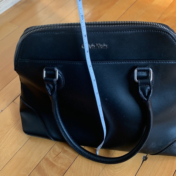 Calvin Klein Black Medium Crossbody - Picture 8 of 8